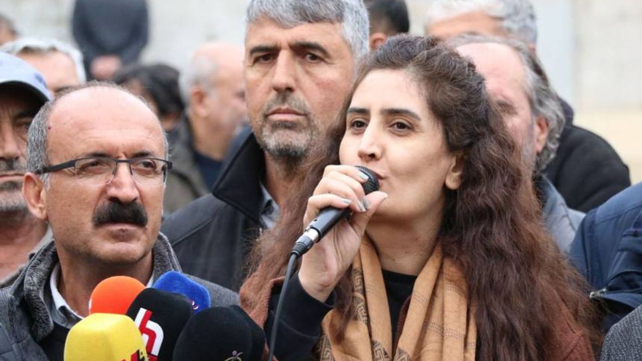 Tunceli Belediyesi eş başkanı Birsen Orhan tutuklandı